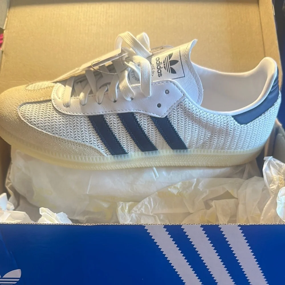 NEW Adidas White and Navy Sneakers - Picture 1 of 3